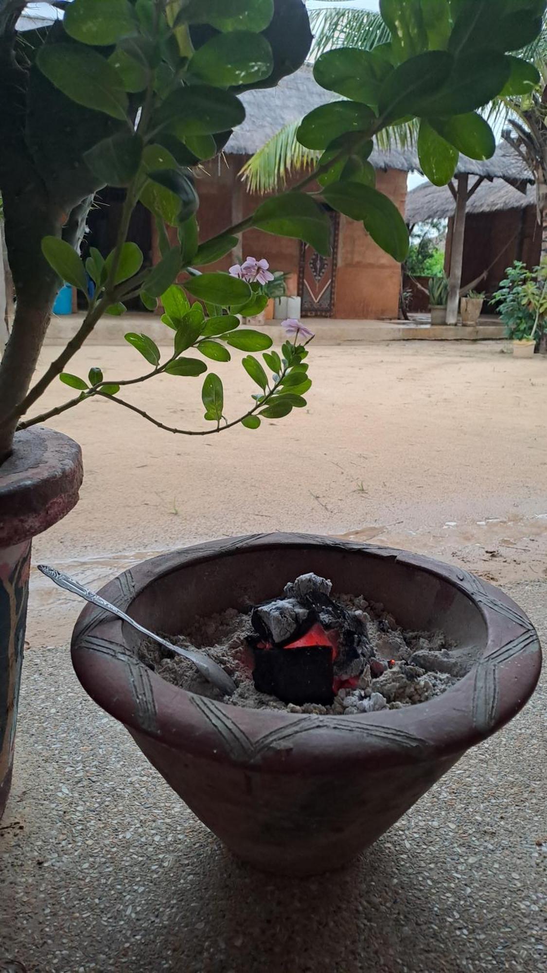Nguel Du Saloum - Chez Abdou Et Mar Hotell Mar Lodj Exteriör bild