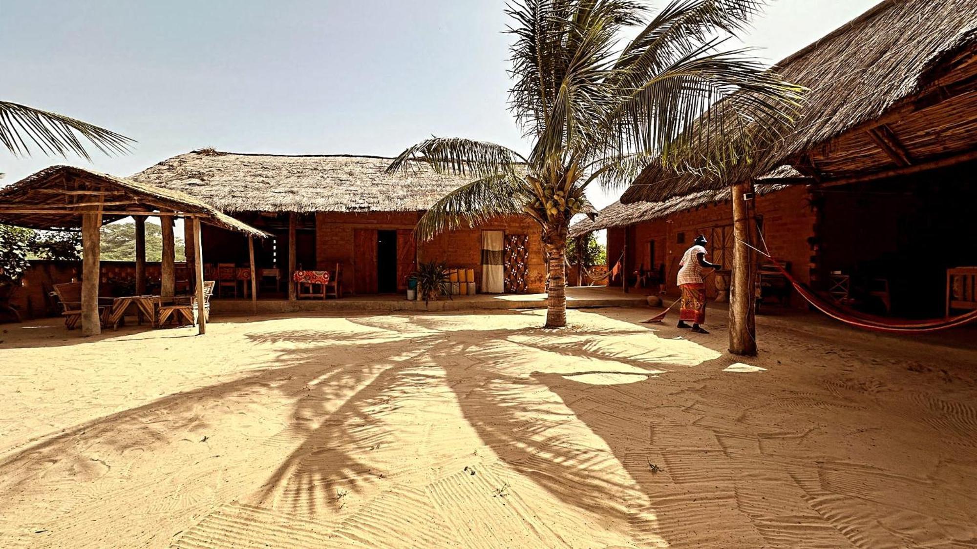 Nguel Du Saloum - Chez Abdou Et Mar Hotell Mar Lodj Exteriör bild